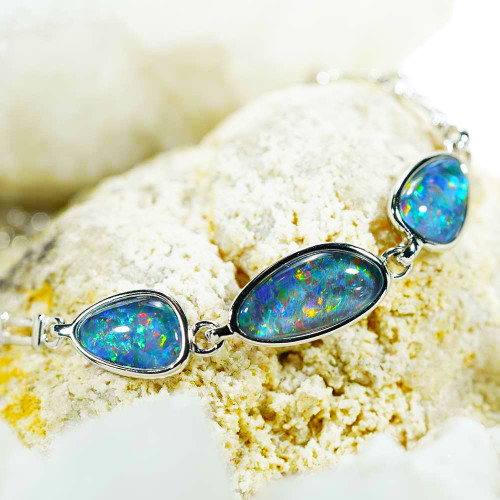 CLASSY CHARM STERLING SILVER AUSTRALIAN OPAL BRACELET