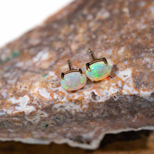 *   MIRACULOUS BRILLIANCE 14KT GOLD NATURAL AUSTRALIAN WHITE OPAL STUD EARRINGS