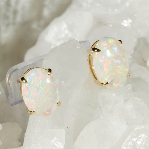 ECHO BRILLIANCE 14KT GOLD NATURAL AUSTRALIAN WHITE OPAL STUD EARRINGS