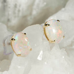   A  BESITO 14KT GOLD NATURAL AUSTRALIAN WHITE OPAL STUD EARRINGS