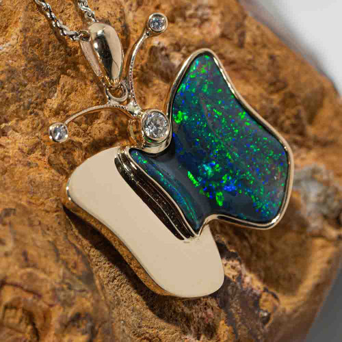 BUTTERFLY'S MAGIC 14KT YELLOW GOLD & DIAMOND AUSTRALIAN OPAL NECKLACE