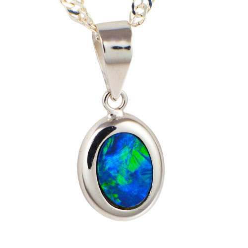 * A BLUE MOUNTAIN 14KT WHITE GOLD AUSTRALIAN OPAL NECKLACE