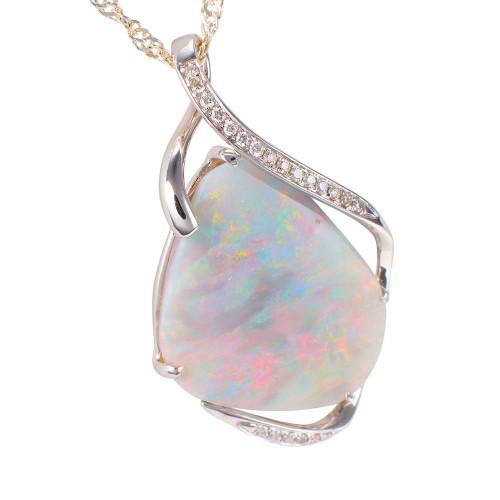 * AN OPULANT TREASURE 14KT WHITE GOLD & DIAMOND AUSTRALIAN OPAL NECKLACE