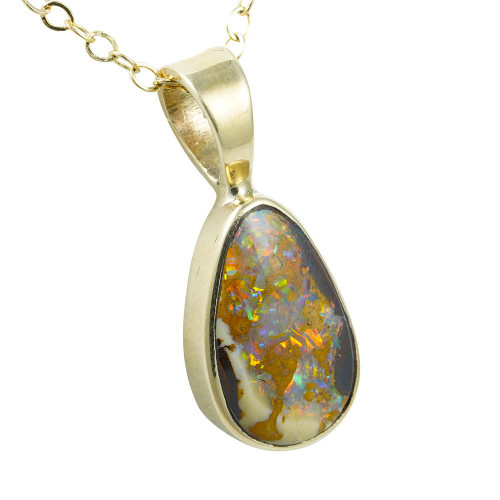 * AMULET 14KT GOLD AUSTRALIAN OPAL NECKLACE