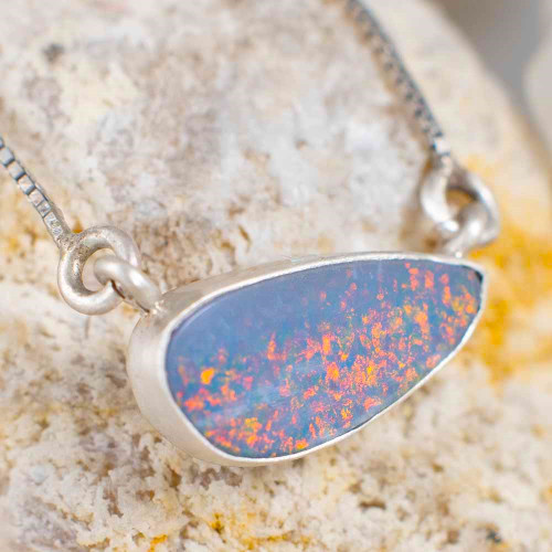 *LUMINANT FLASH STERLING SILVER AUSTRALIAN OPAL NECKLACE