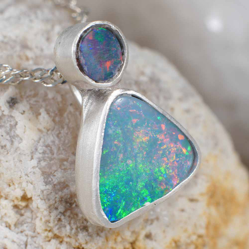 * 1 DREAM DELIGHT STERLING SILVER AUSTRALIAN OPAL NECKLACE