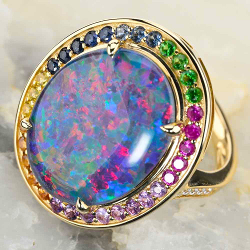 *  MINT TO BE 14KT YELLOW GOLD & DIAMOND AUSTRALIAN OPAL RING