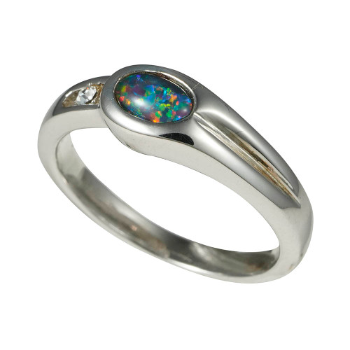 *INHERITANCE STERLING SILVER AUSTRALIAN OPAL RING