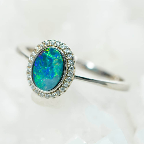 *MOET STERLING SILVER AUSTRALIAN OPAL RING