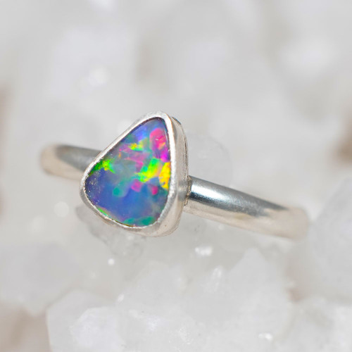 * A MASTERPIECE STERLING SILVER AUSTRALIAN OPAL RING