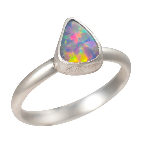 * A MASTERPIECE STERLING SILVER AUSTRALIAN OPAL RING