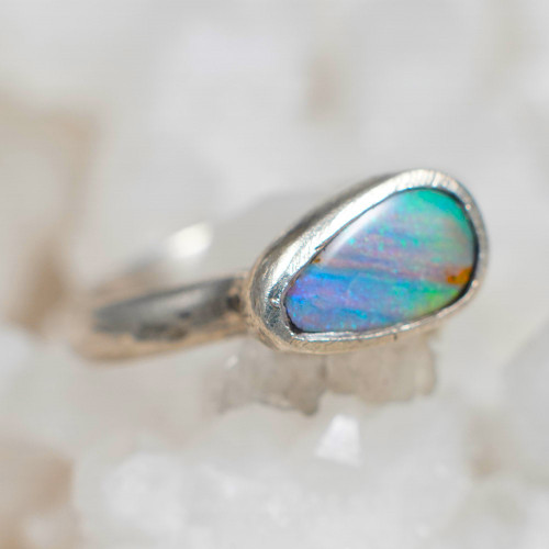 *DEFRACTION STERLING SILVER AUSTRALIAN BOULDER OPAL RING