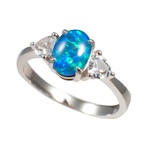   *    A  STANDOUT STERLING SILVER AUSTRALIAN OPAL RING