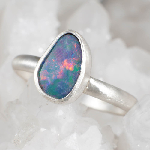 *DREAM COLOR STERLING SILVER AUSTRALIAN OPAL RING