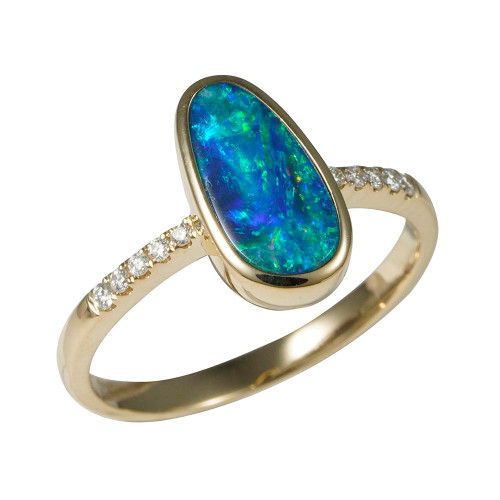 * 1 SPARKLING STREAM 14KT YELLOW GOLD & DIAMOND AUSTRALIAN OPAL RING