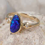   *    A  DREAMY DELIGHT 14KT YELLOW GOLD & DIAMOND AUSTRALIAN OPAL RING